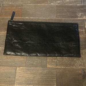 Beirn Snakeskin Zippered Clutch🖤